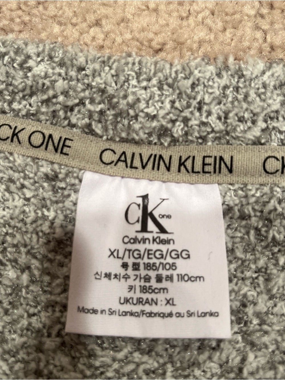 Calvin Klein Men's Light Gray Crewneck Sweater with CK Chest Logo - Picture 3 of 4